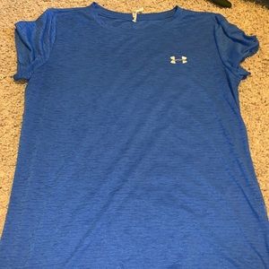 Under armor fitted workout tshirt